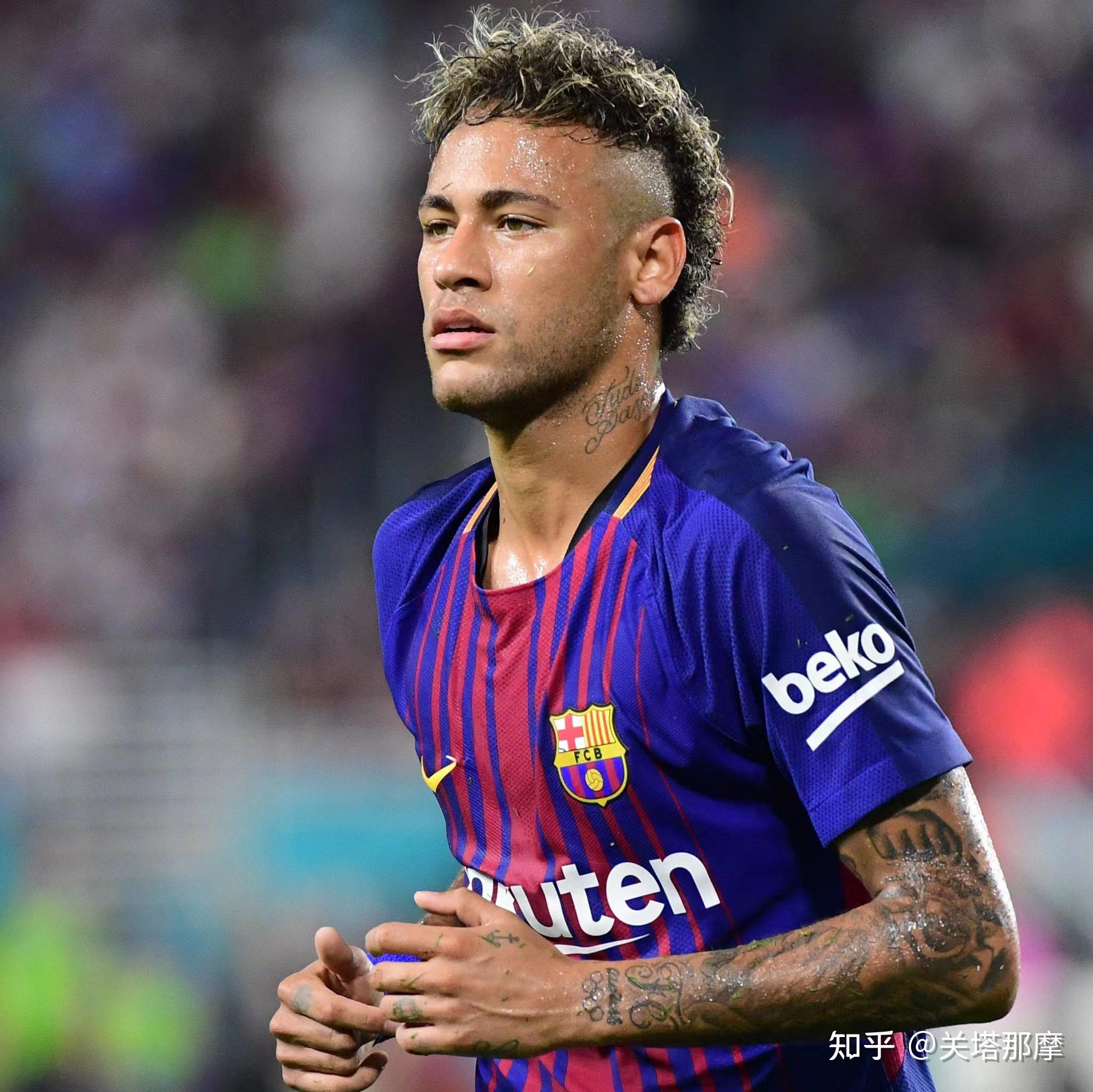 内马尔在巴塞罗那比赛中反败为胜，最后时刻胜出引发热议！气势如虹延续(内马尔和梅西在一个队吗)