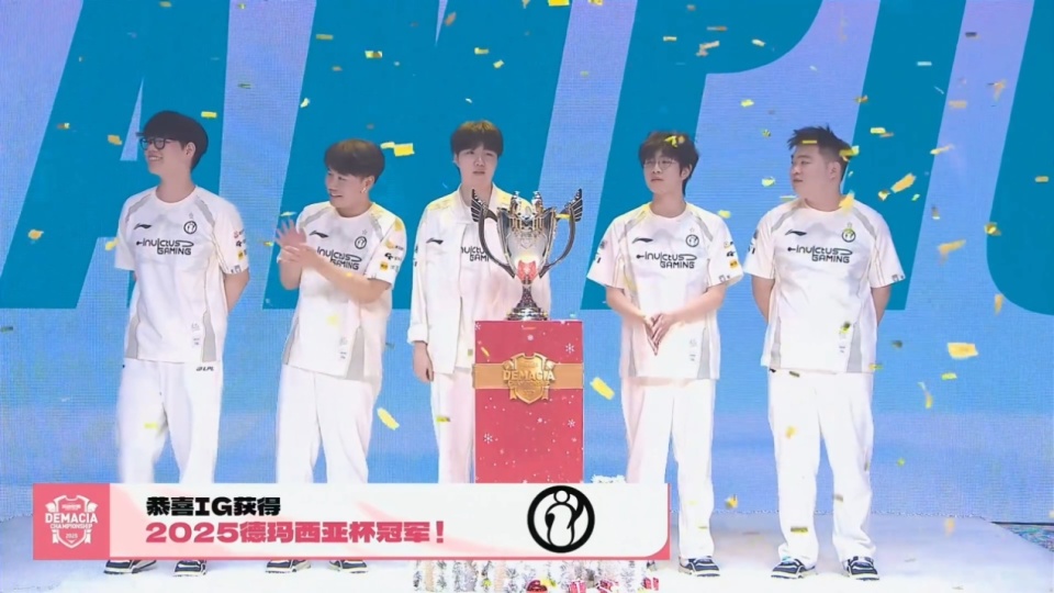 NGSPORTS-包含Rookie回归赛场，势不可挡首场状态亮眼，巴塞罗那观众沸腾！的词条